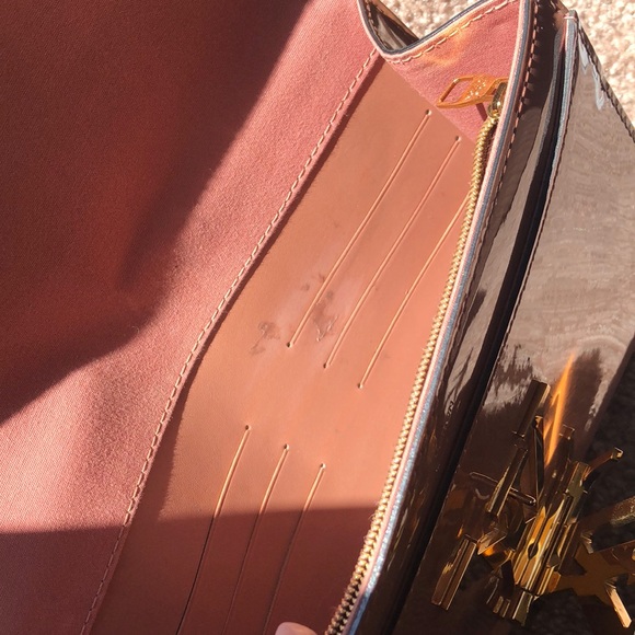 SOLD!!!!Authentic Louis Vuitton clutch - Picture 8 of 8